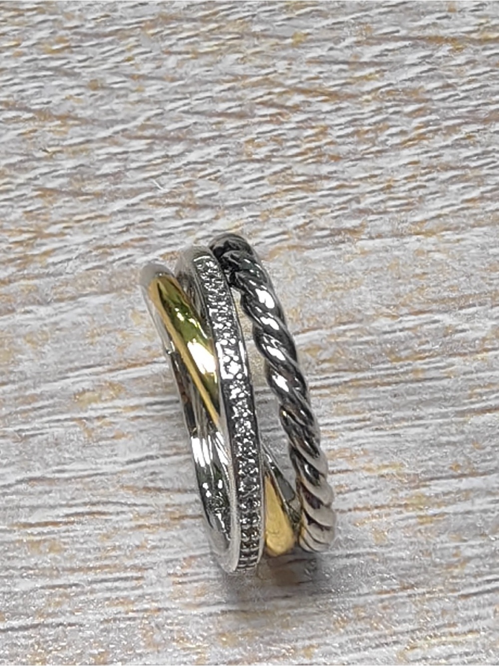 CROSSOVER THREE ROW RING - Picture 3 of 4